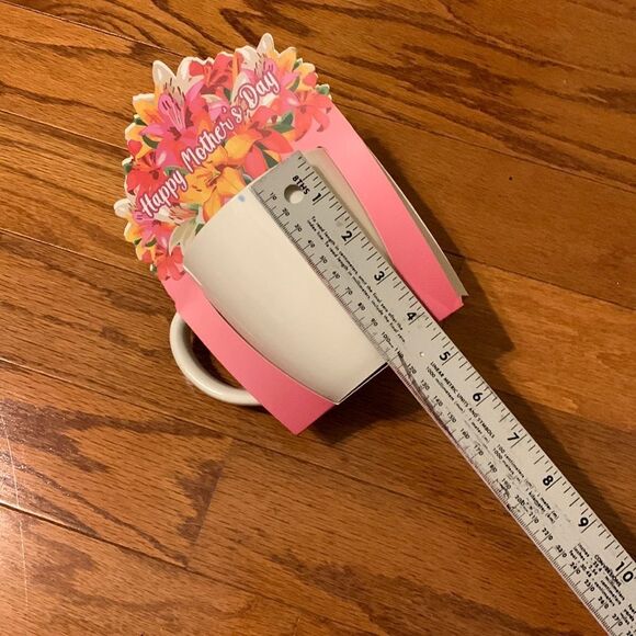 Mother’s Day mug, “Mom is the center of the universe” (Spanish) 18.3 fl oz - Picture 5 of 7